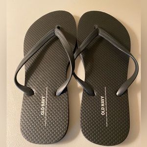 Wedding flip flop bundle - Old Navy women’s flip flops